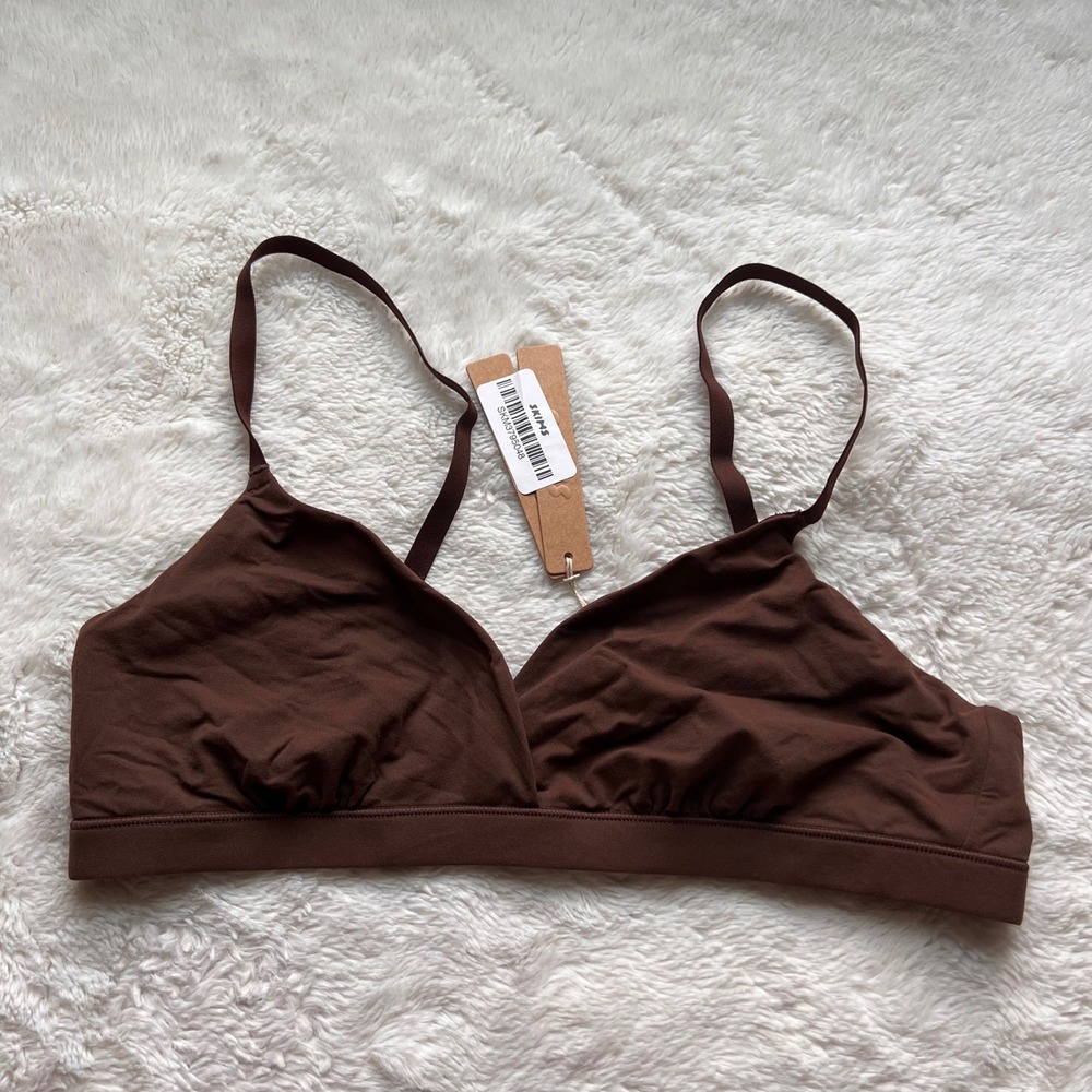 SKIMS Fits Everybody Crossover Bralette Cocoa Brown BR-TRI-0235 Medium NEW Women